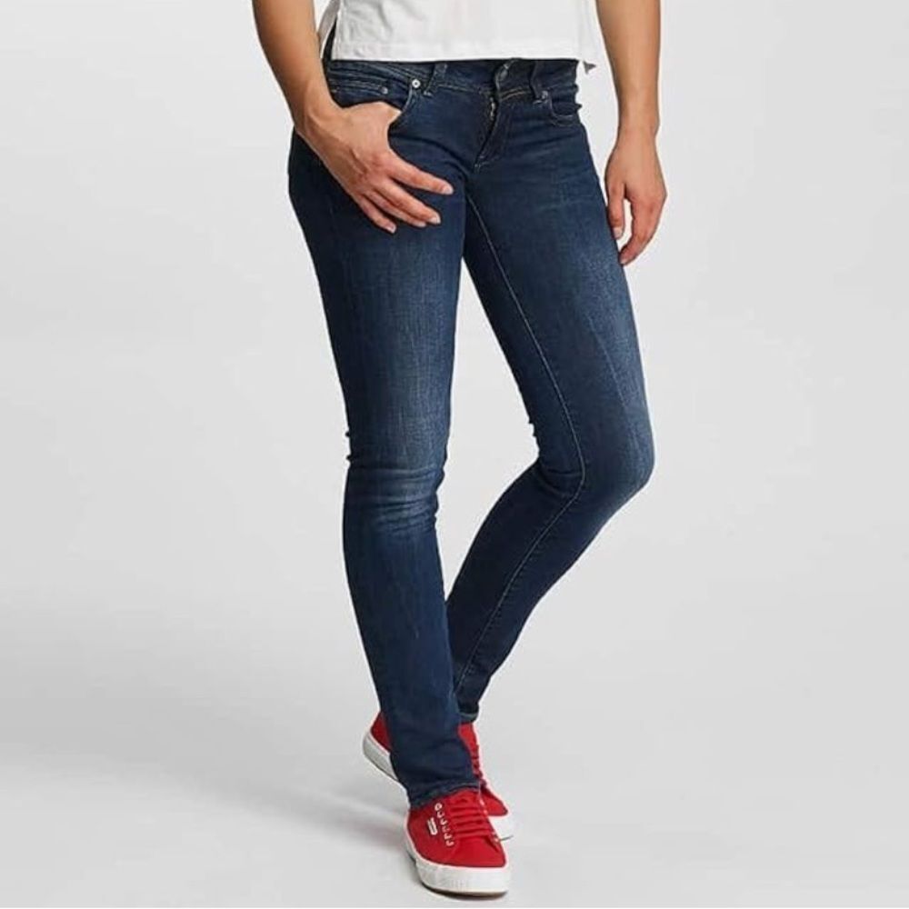 G-Star Raw Slim Mid Rise Blue Jeans | Size 29